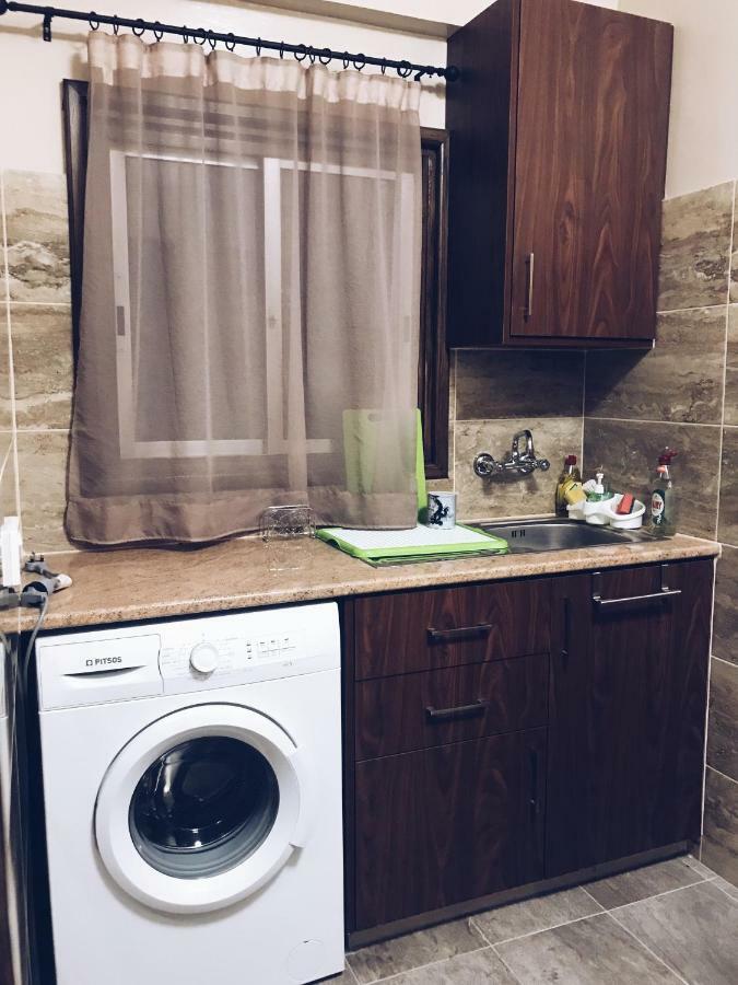 Studio In Heart Of Limassol Bagian luar foto